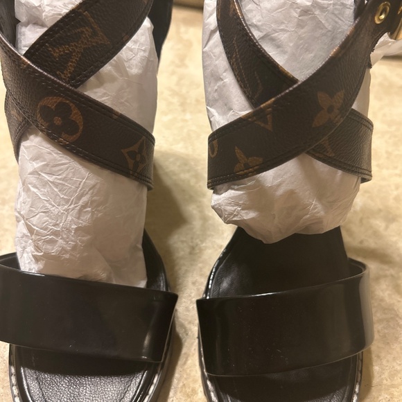 Very stylish inspired block heels platform - Picture 5 of 15